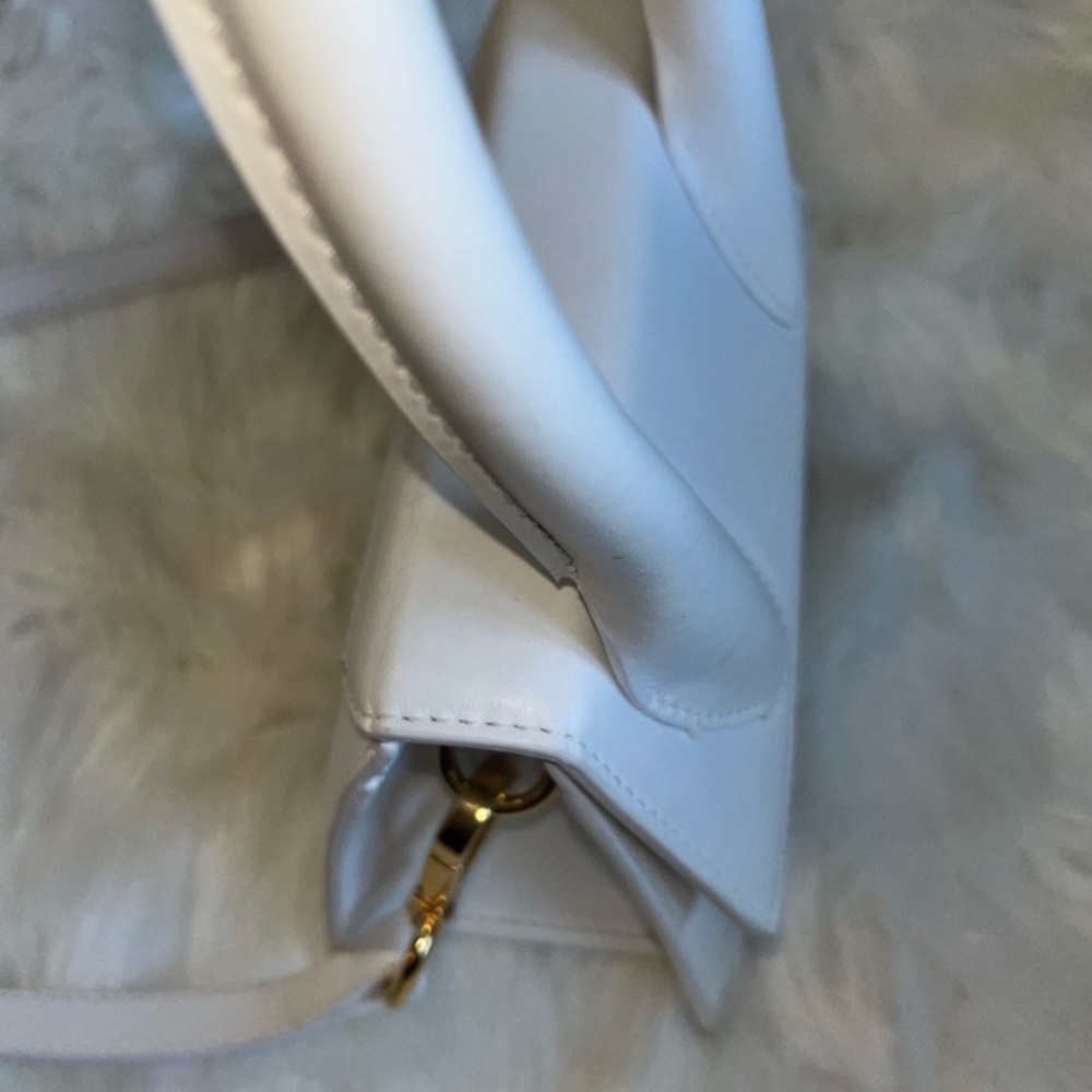 Jacquemus Le Chiquito Moyen Bag - Picture 5 of 13